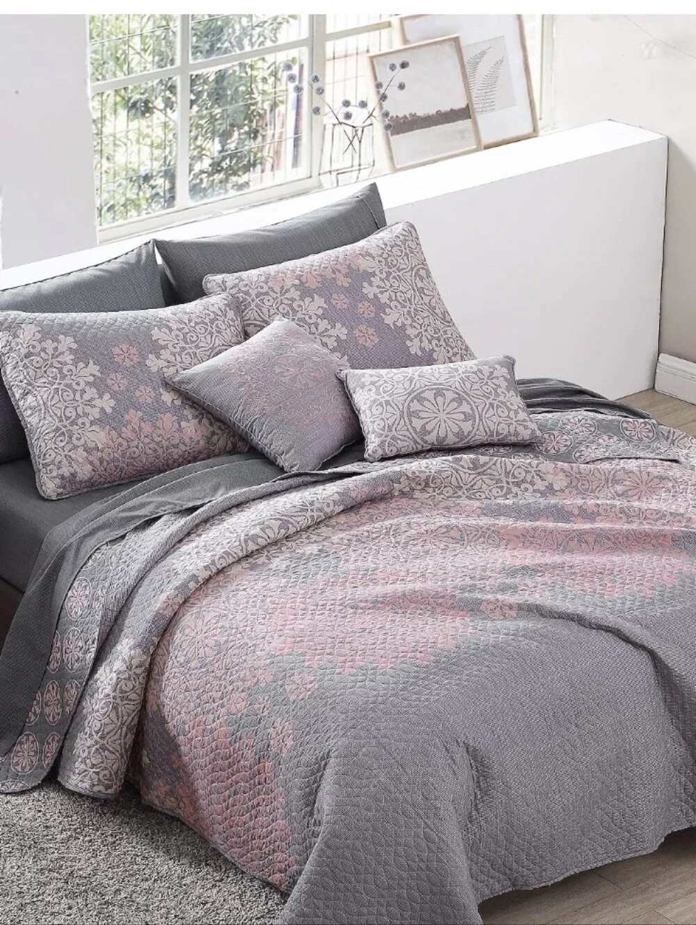 Queen Quilt, Quilt Only